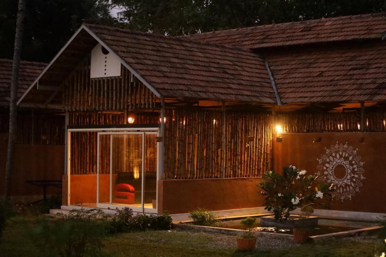 Pura Vida Varkala Hotel Buitenkant foto