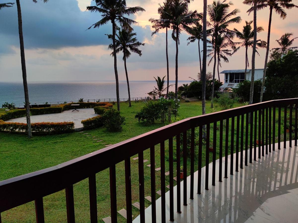 Pura Vida Varkala Hotel Buitenkant foto