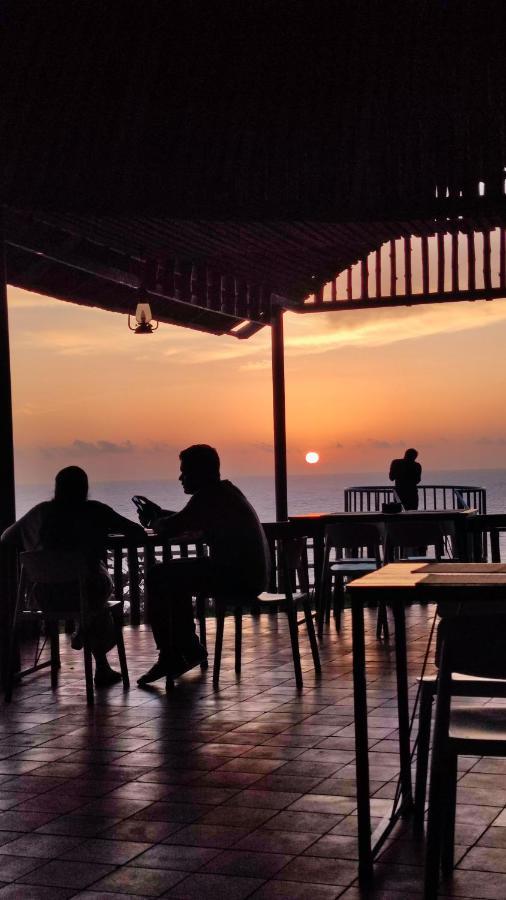 Pura Vida Varkala Hotel Buitenkant foto