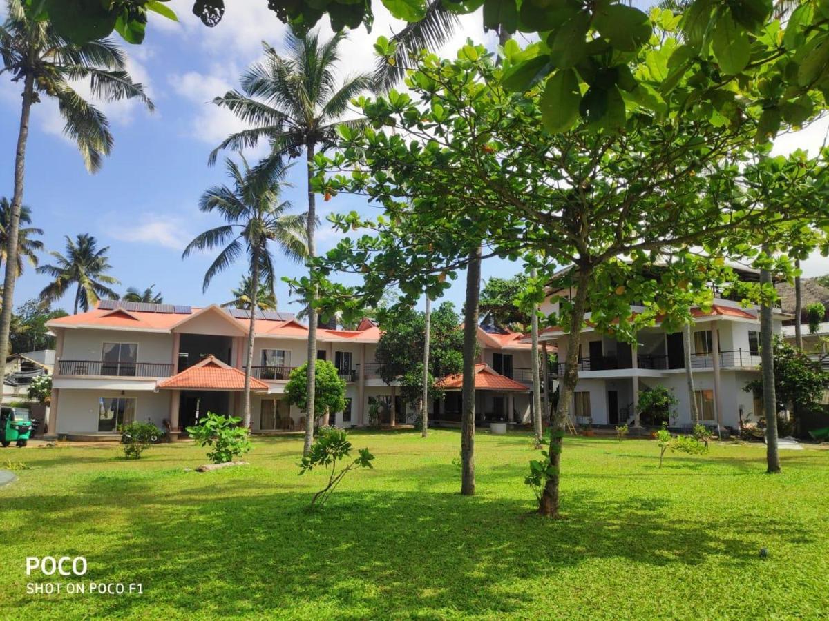 Pura Vida Varkala Hotel Buitenkant foto